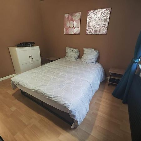 Comfortable T2 Apartment In Neudorf, Страсбург Экстерьер фото