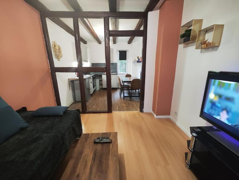 Comfortable T2 Apartment In Neudorf, Страсбург Экстерьер фото